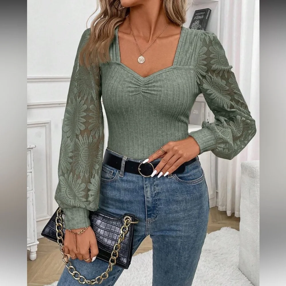 Green Floral Sleeve Ribbed Sweater